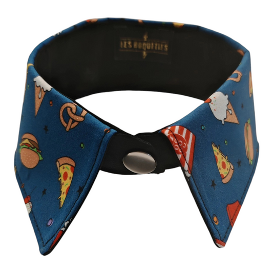 Col amovible à motif burger et pizza.

Col bijou qui apporte une touche de rétro fantaisie et complète votre tenue de manière fun et colorée!

Se ferme par une pression argentée sur le devant.

Taille unique.

Dimension:

Tour de cou 42 cm

Hauteur du col 5 cm

Matière: coton / doublure: coton