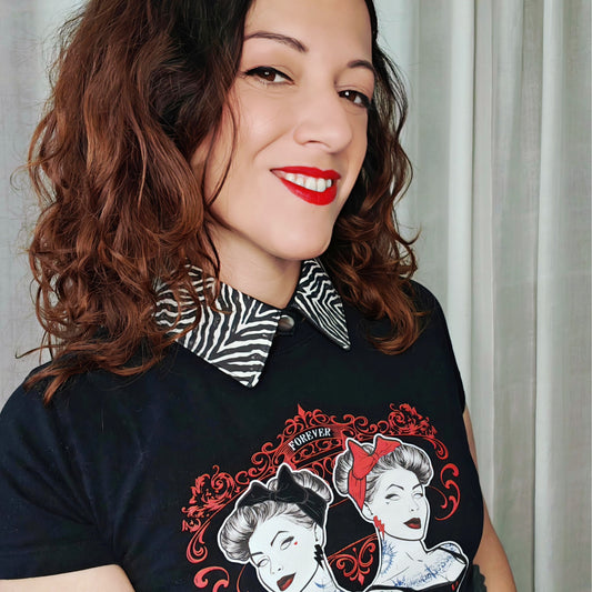 Col de chemise amovible en coton motif zèbre noir et blanc, accessoire de mode rock et élégant fabriqué à la main par Les RoQuettes.