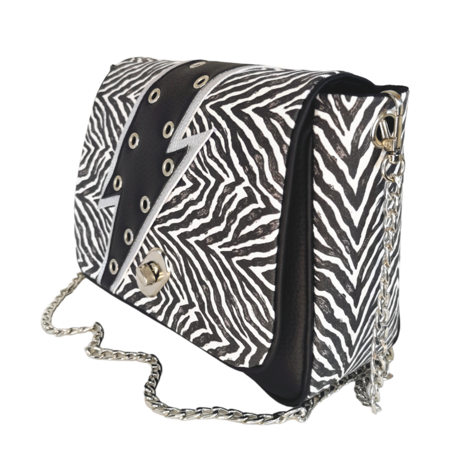 Sac à main bandoulière motif zèbre avec éclair noir rock et chaîne argentée Les RoQuettes.